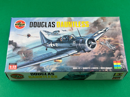 Airfix douglas dauntless - 1:72,