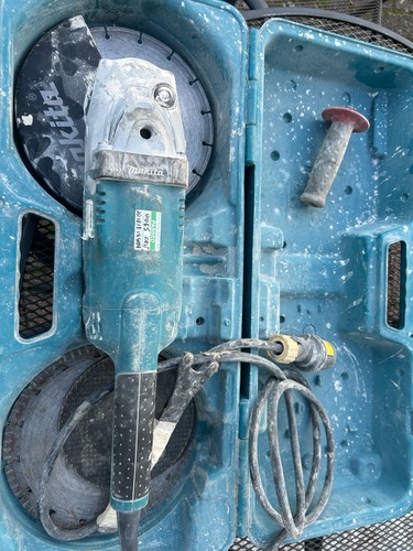 Makita ga9020s 110v 230mm - ga9020s,