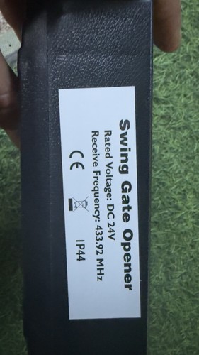 Automatic swing gate opener - ,