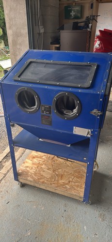 Portable sand media - media, blasting