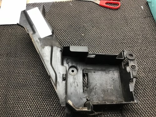 Yamaha dt125r battery tray - battery,