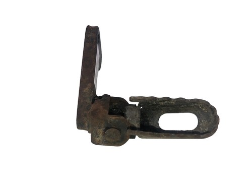Left front footrest pedal - left,
