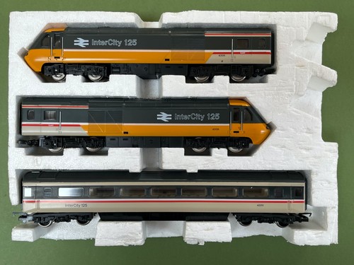Hornby class hst - hst, 3