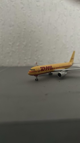 Dhl boeing 757 diecast model - dhl,