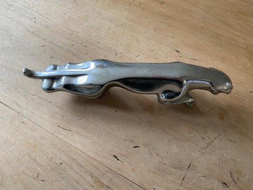Jaguar leaping cat - chrome,