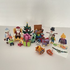 Playmobil A Visit to Santa’s Grotto and Christmas Shopping Shop Set. Advent Xmas