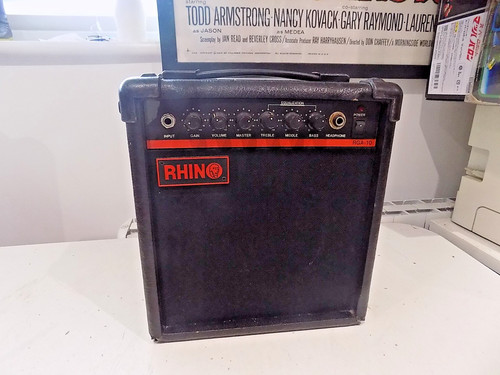 Rhino rga guitar amplifier - rhino, rga-10