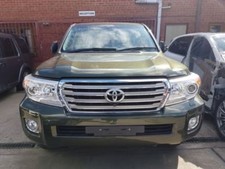 TOYOTA LAND CRUISER J200 V8