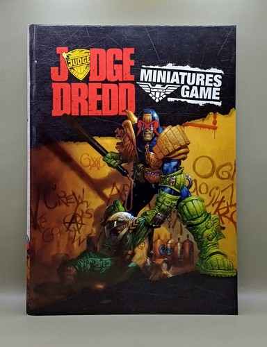 Judge dredd miniatures - judge,