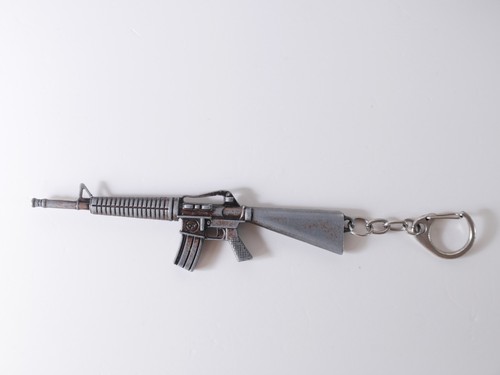 Vintage m16 rifle keyring - m16,
