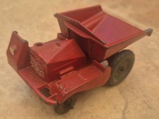 CONDON Diecast - MUIR HILL DUMPER TRUCK & DRIVER - Bare Metal Wheels