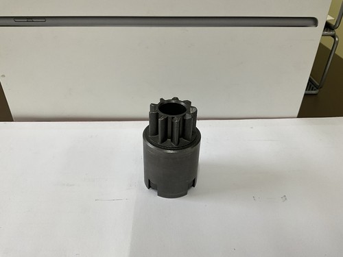 Pinion drive for - drive,