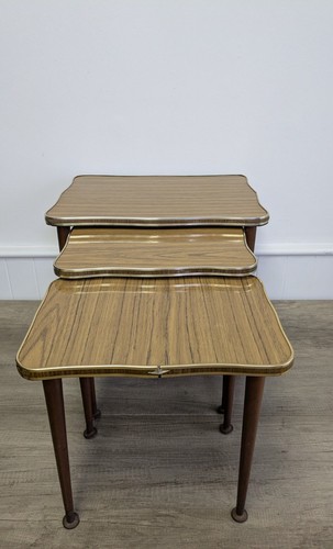 Retro trio nest wavy - retro,