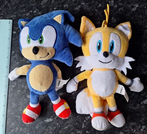 Sonic the hedgehog - hedgehog, and
