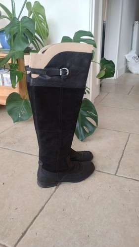 Black knee length boots - knee,