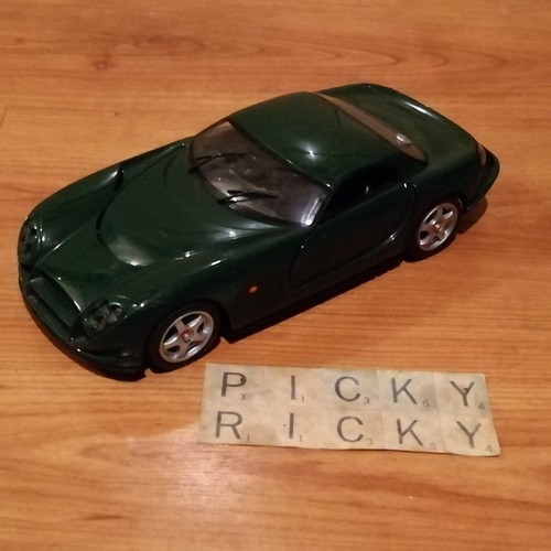 Hot wheels tvr - hot, 12