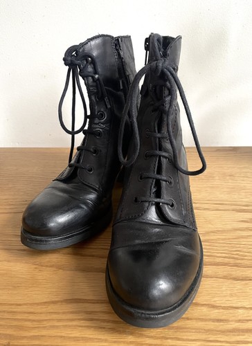 Women black real - black,