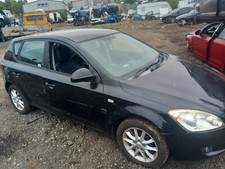 kia ceed 2009 1.6 petrol