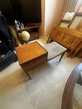 Chippy Vintage Telephone Seat