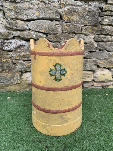 Vintage crown chimney - vintage,