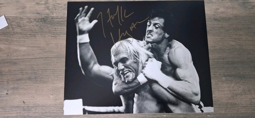 Hulk hogan signed - 10, 8