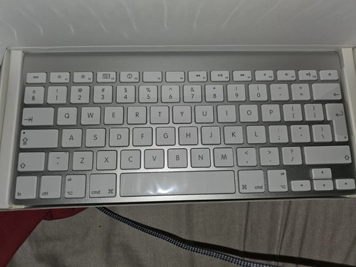 Genuine brand new apple - brand,