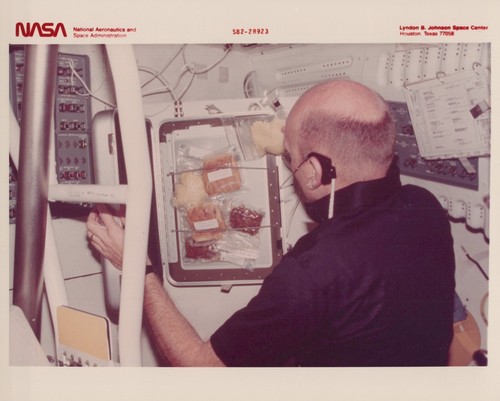 Sts space shuttle food prep - space,