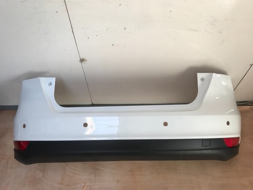 Ford focus rear bumper frozen - rear,