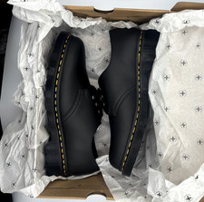 DR MARTENS BLACK RECLAIMED