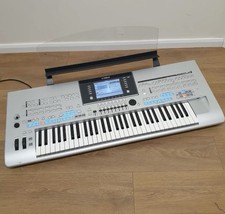 Yamaha Tyros 4 Music