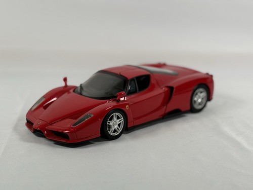 Hot wheels scale die cast - hot,