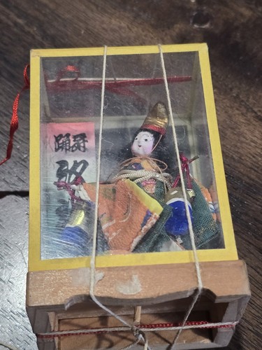 Vintage japanese doll display - japanese,
