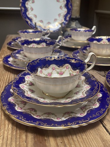 Antique royal doulton - royal, tea-set