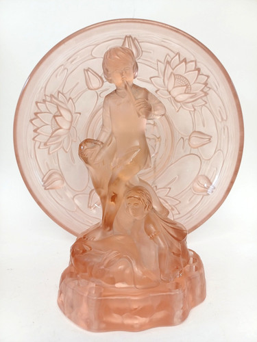 Art deco pink glass seerosen - art,