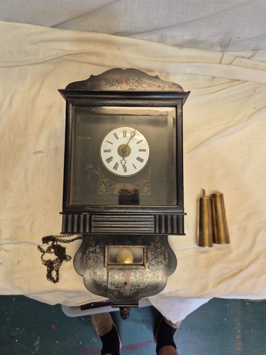 Very decorative antique black - very,