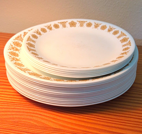 Vintage corelle dinner plate - corelle,