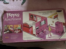 Boxed Pippa doll apartment
