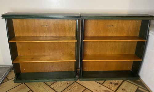 Pair woodware 3 tier - of,