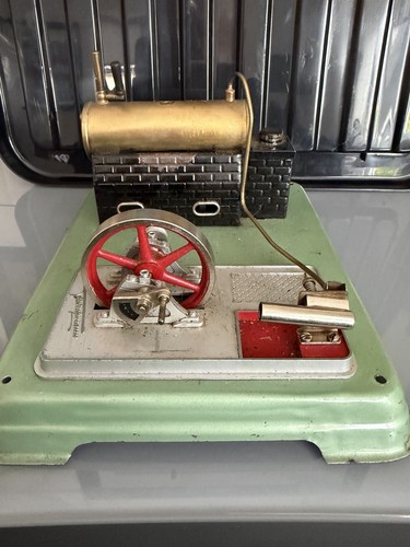 Vintage model stationary steam - model,