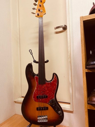 Fender japan 1986 serial - japan, f