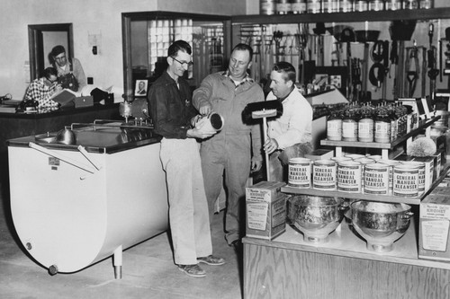 1950s 8x10 men demonstrating - men,