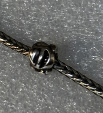 TROLLBEADS  Silver Retired Letter D d Bead Charm Hearts. TAGBE-10063