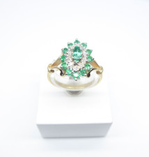 9ct Gold Ring Emerald &