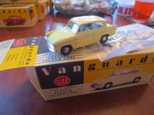 Vanguards ford anglia yellow - anglia,