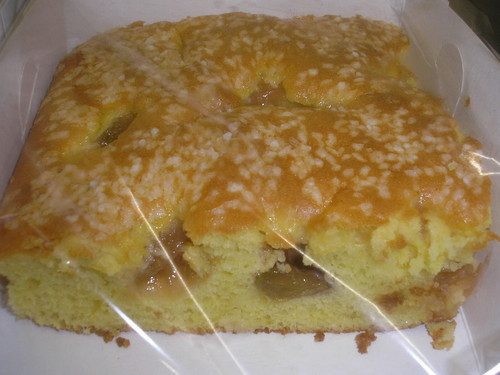 Home made rhubarb sponge - sponge, cakes