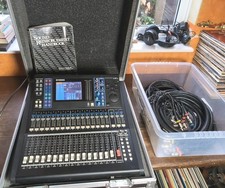 Yamaha LS9-16 mixing desk and