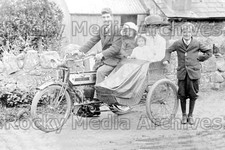 Jxx-73 Family Seated On