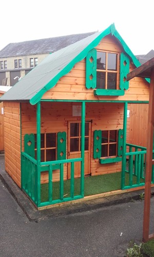 Childrens 10x8 grand chateau - 10x8,