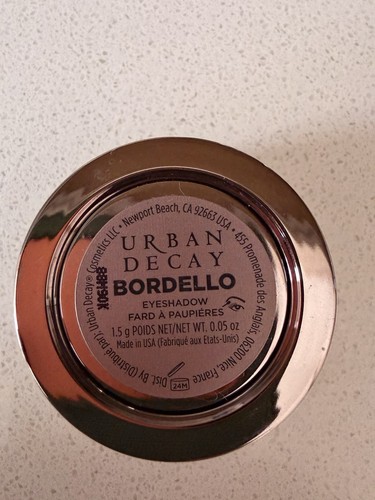 Urban decay eyeshadow single - decay,