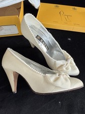 Rayne Satin With Pearl Bead